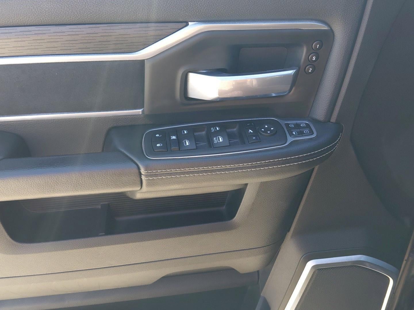 2024 RAM 2500 Laramie 29