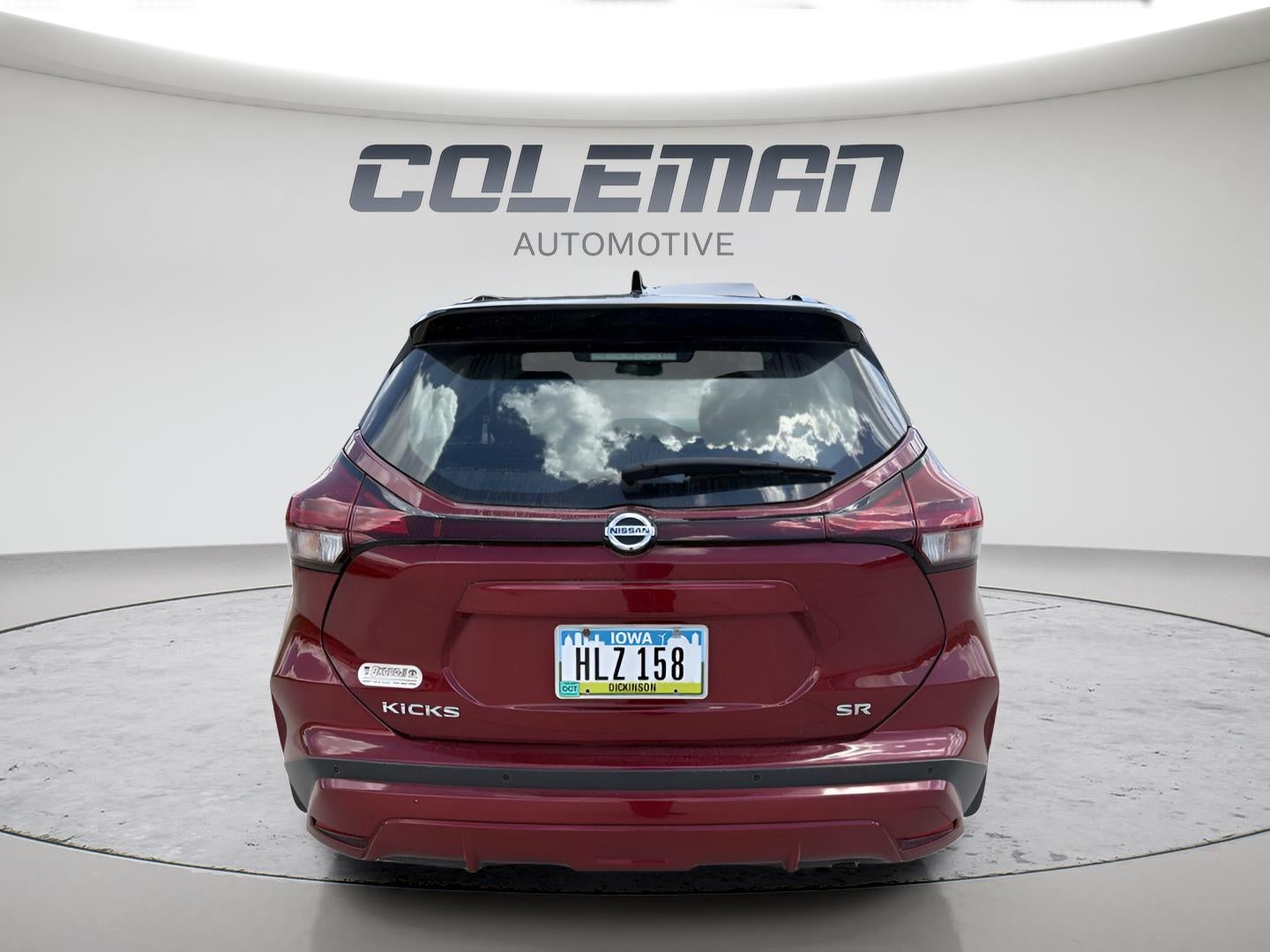 2021 Nissan Kicks SR