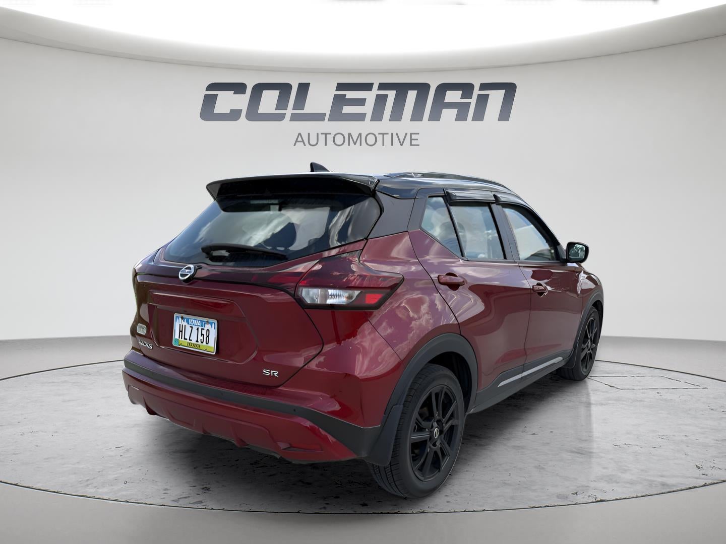 2021 Nissan Kicks SR