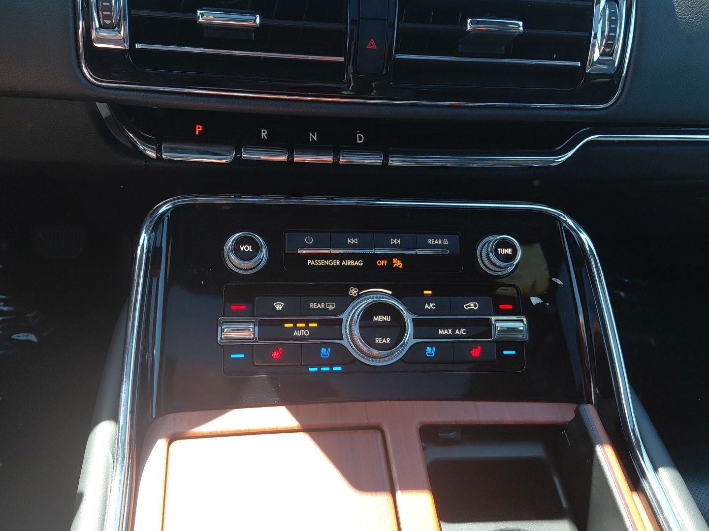 2024 Lincoln Navigator Premiere