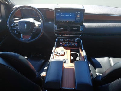 2024 Lincoln Navigator Premiere