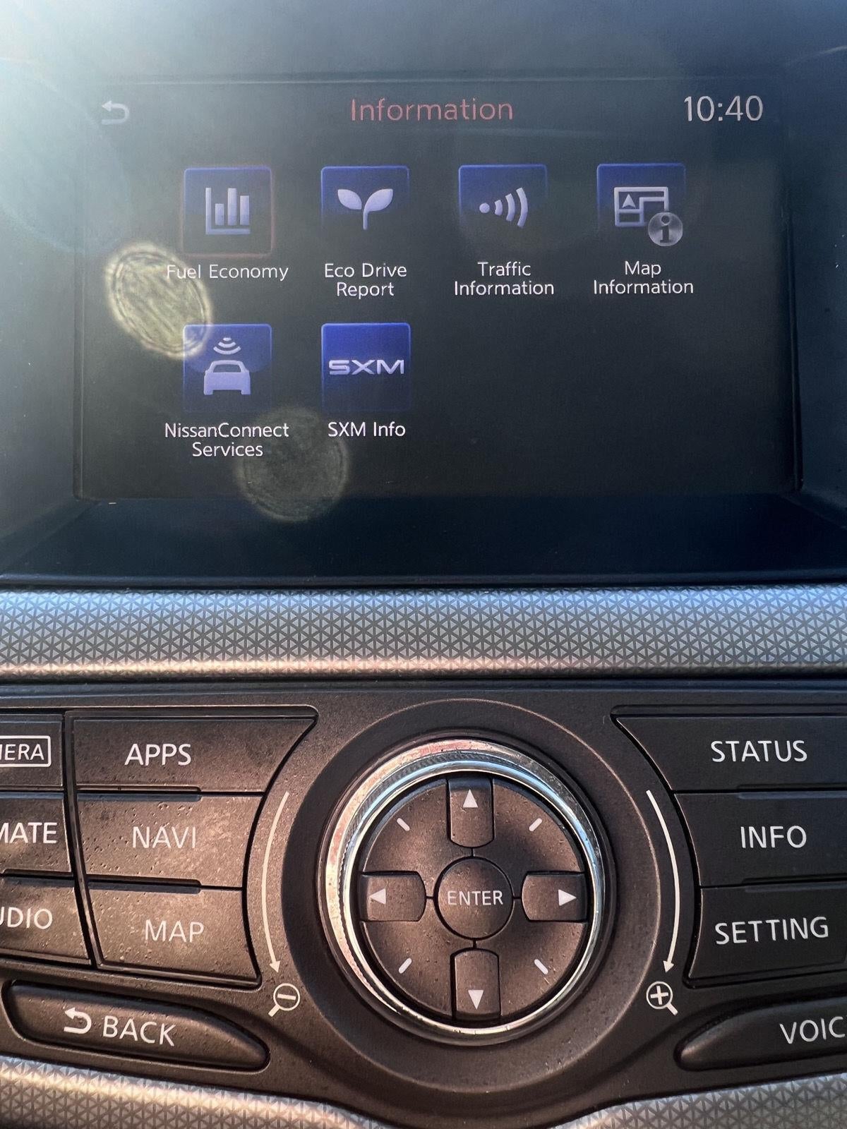 2018 Nissan Pathfinder SL