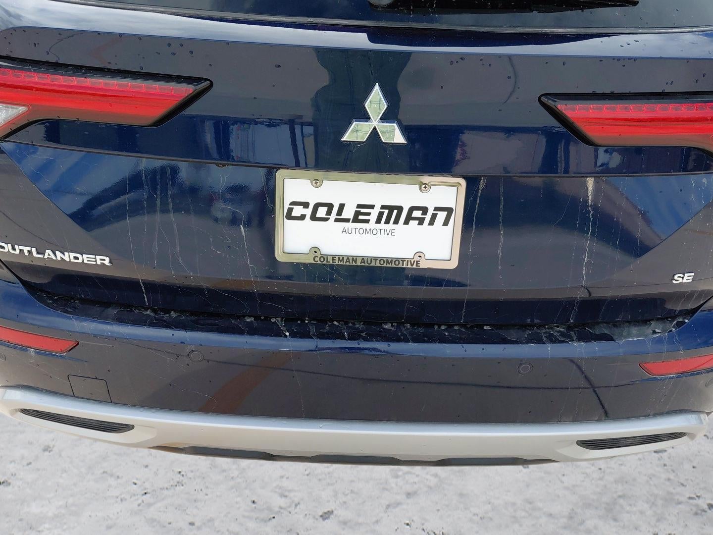 2024 Mitsubishi Outlander SE