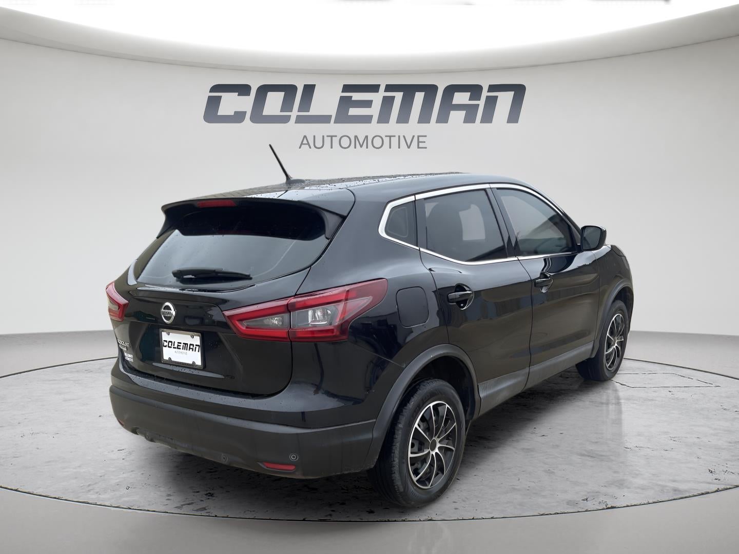 2020 Nissan Rogue Sport S 22