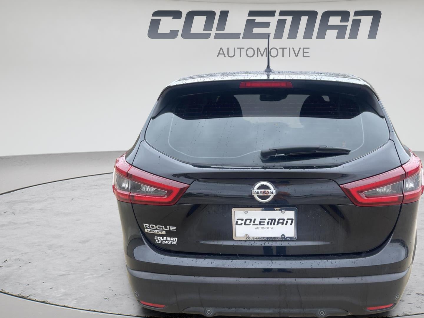 2020 Nissan Rogue Sport S 23
