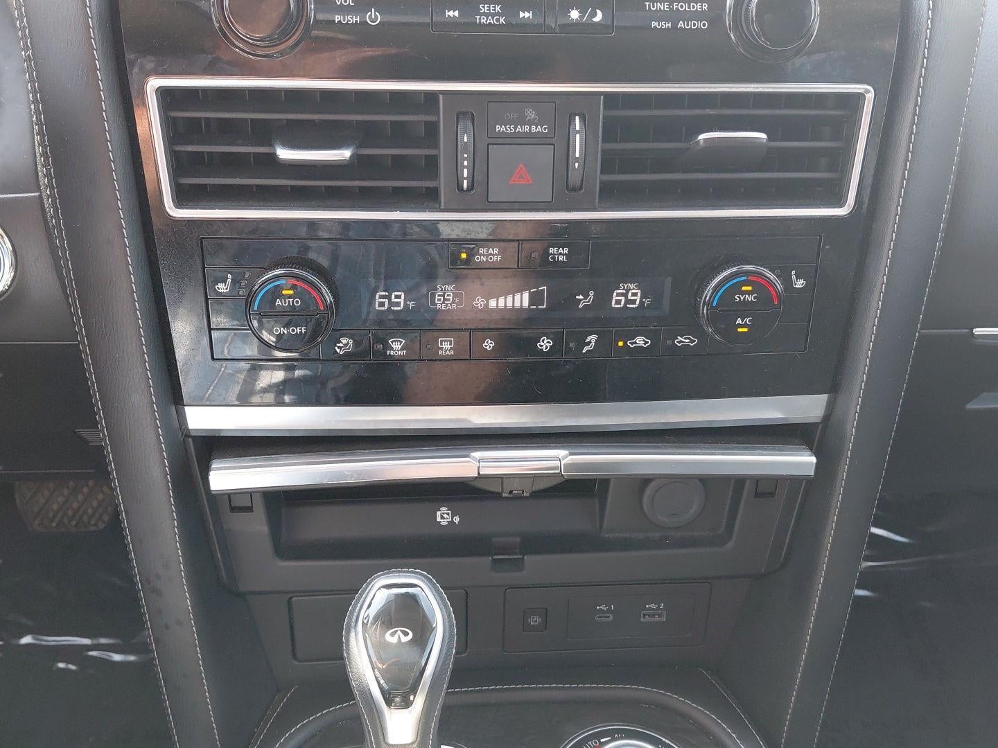 2024 INFINITI QX80 LUXE