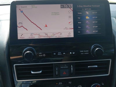 2024 INFINITI QX80 LUXE