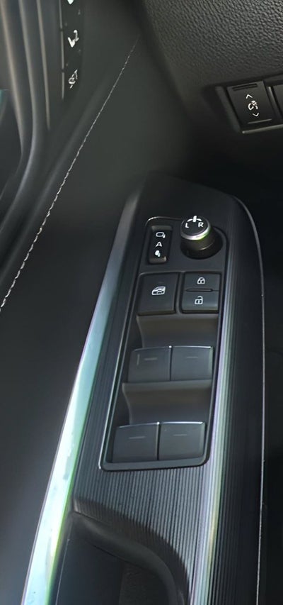 2022 Toyota Venza XLE