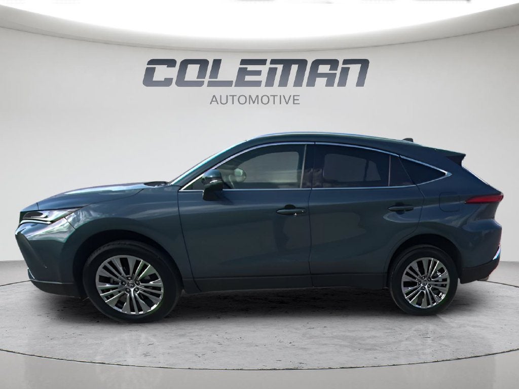 2022 Toyota Venza XLE