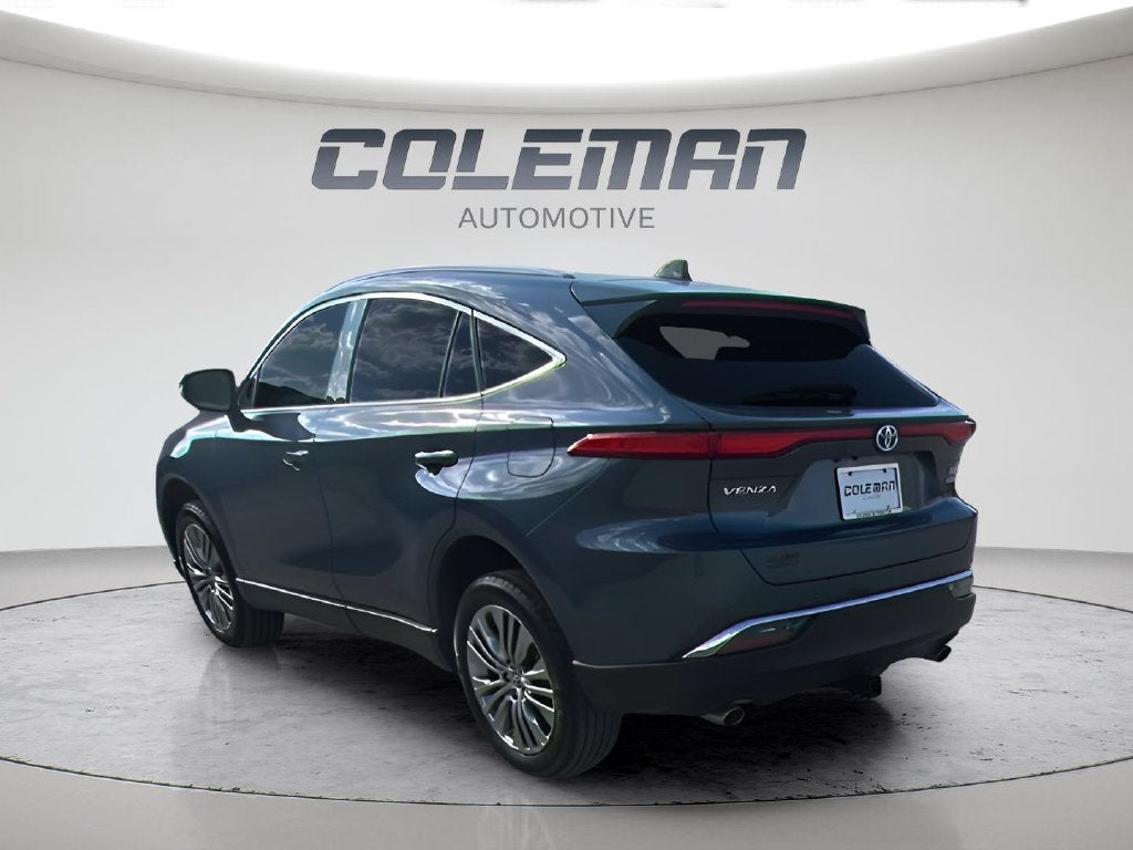 2022 Toyota Venza XLE
