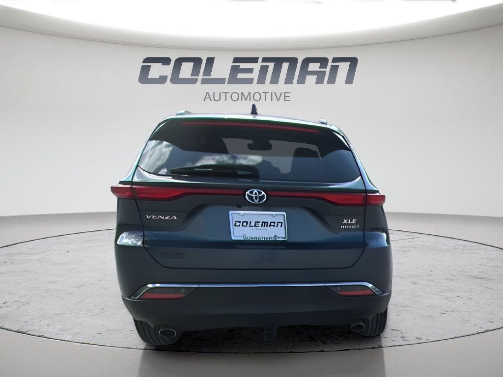 2022 Toyota Venza XLE