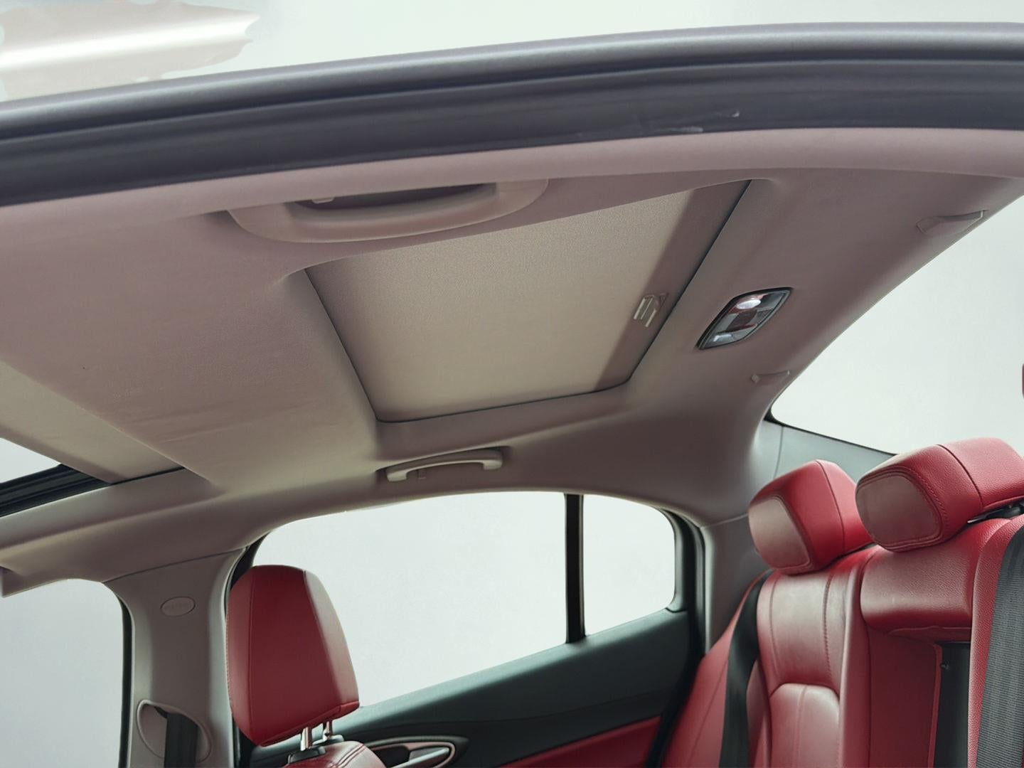 2021 Alfa Romeo Giulia Ti