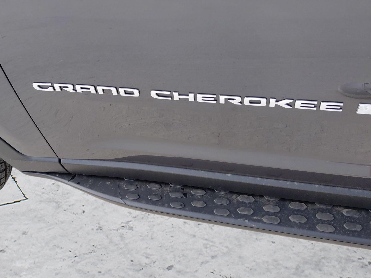 2026 Jeep Grand Cherokee Laredo