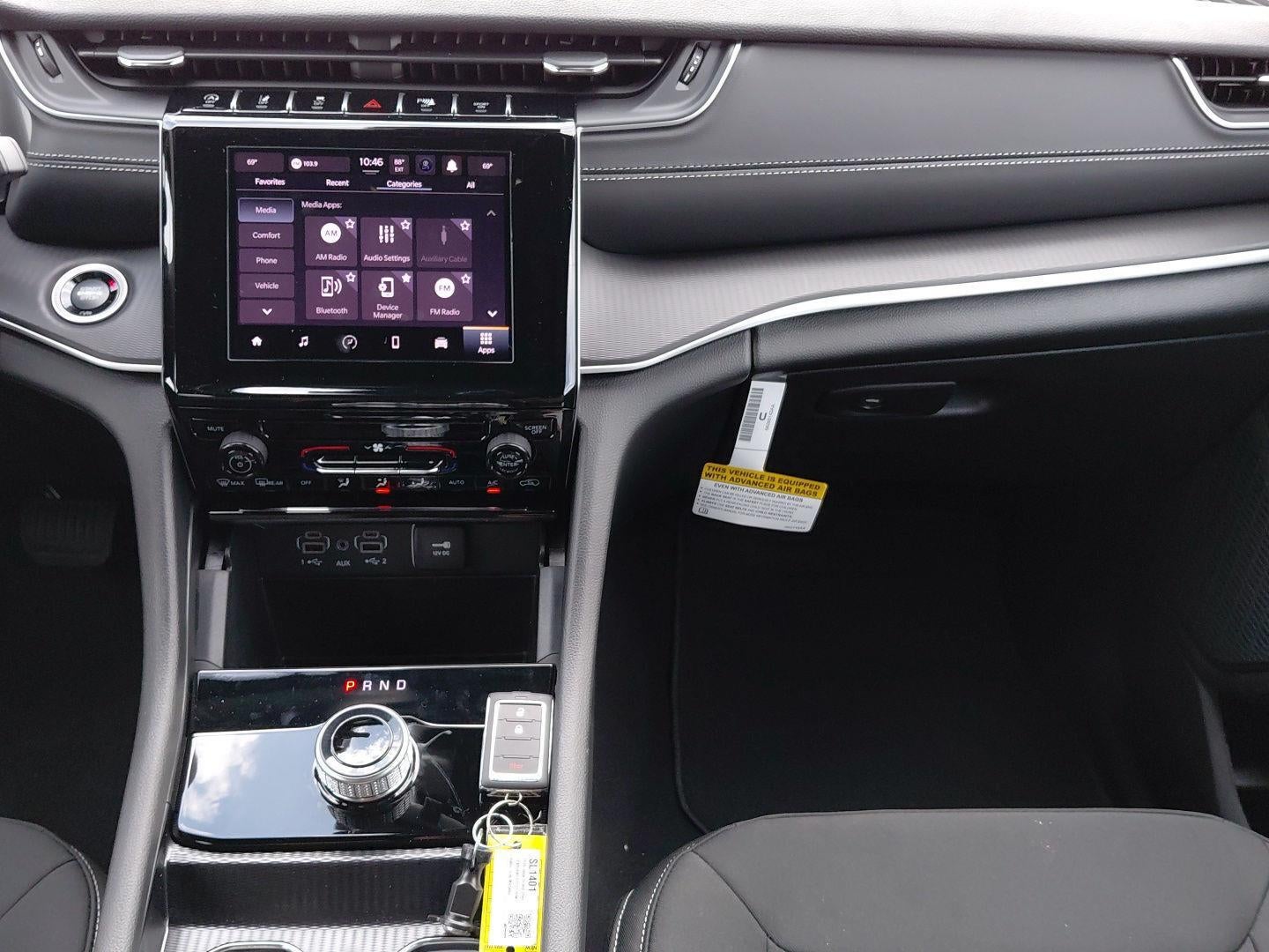 2026 Jeep Grand Cherokee Laredo