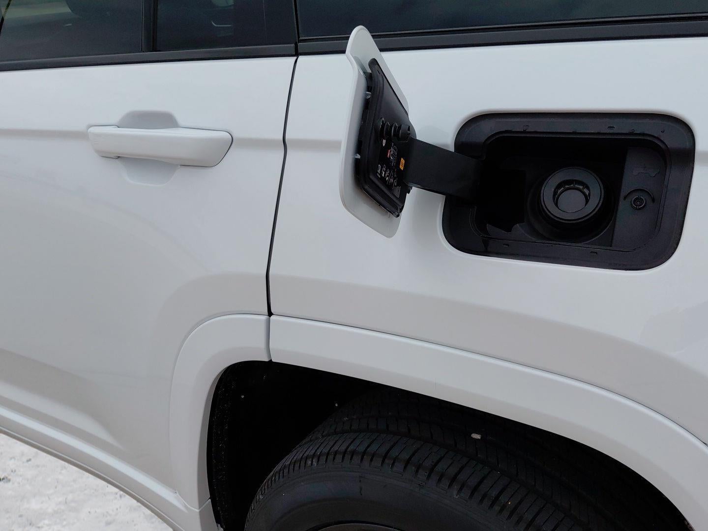 2026 Jeep Grand Cherokee Limited Reserve