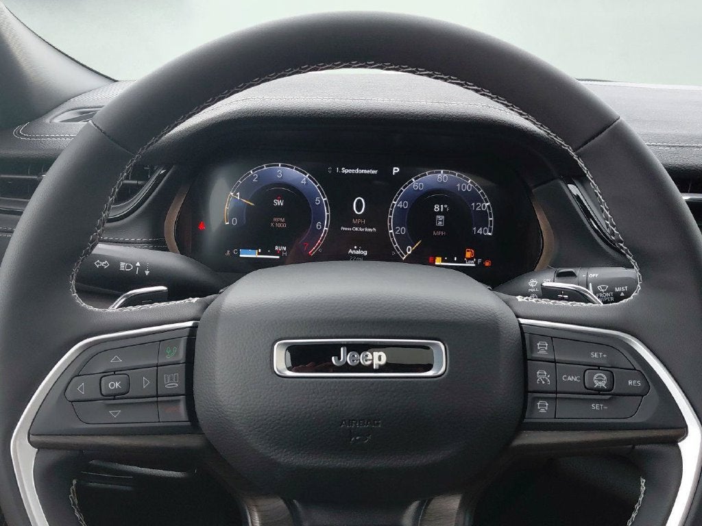 2027 Jeep Grand Cherokee L Laredo Altitude