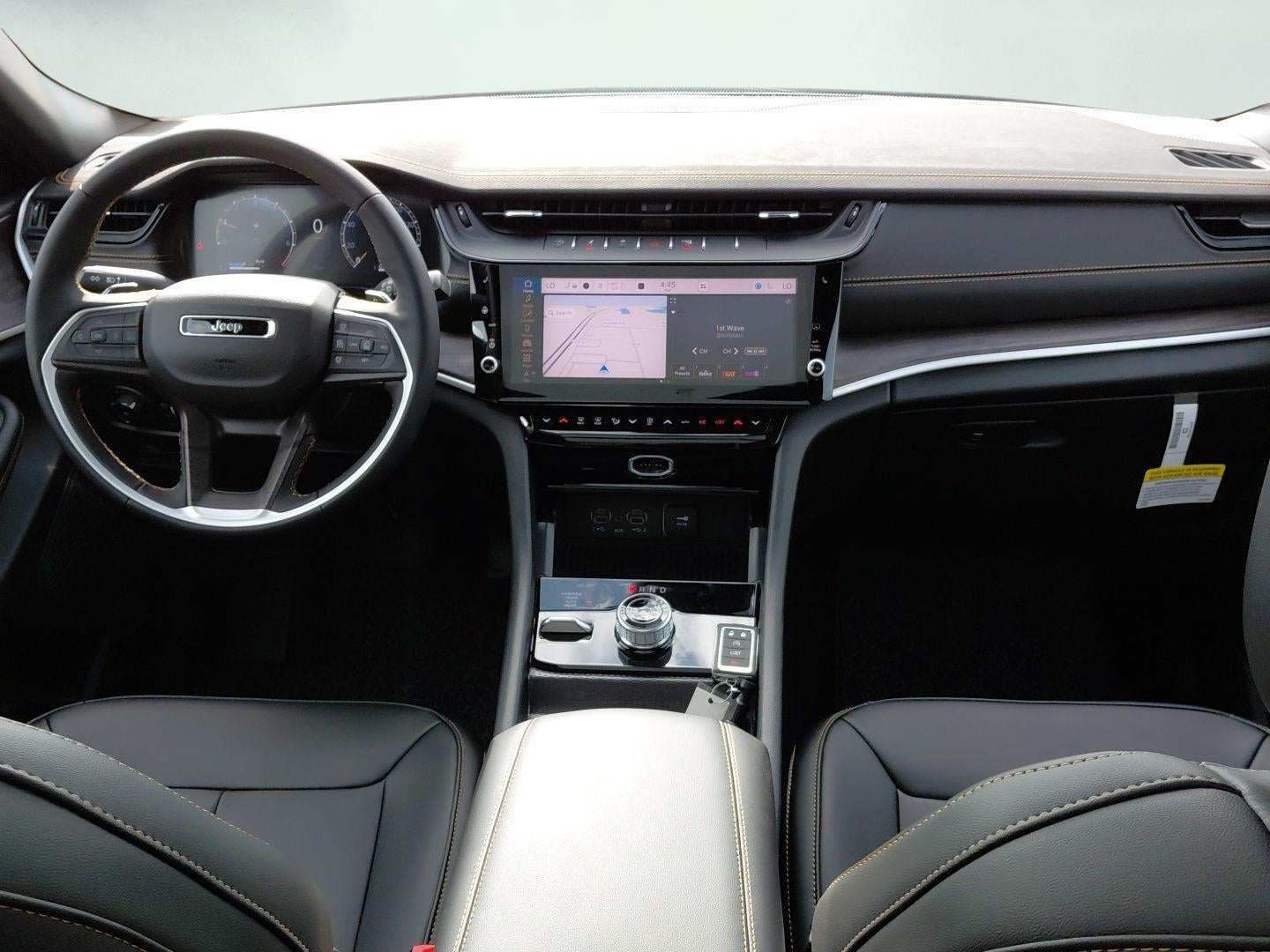 2026 Jeep Grand Cherokee L 85th Anniversary Edition 43
