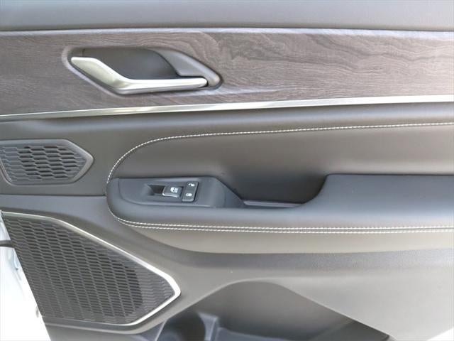 2025 Jeep Grand Cherokee L Overland