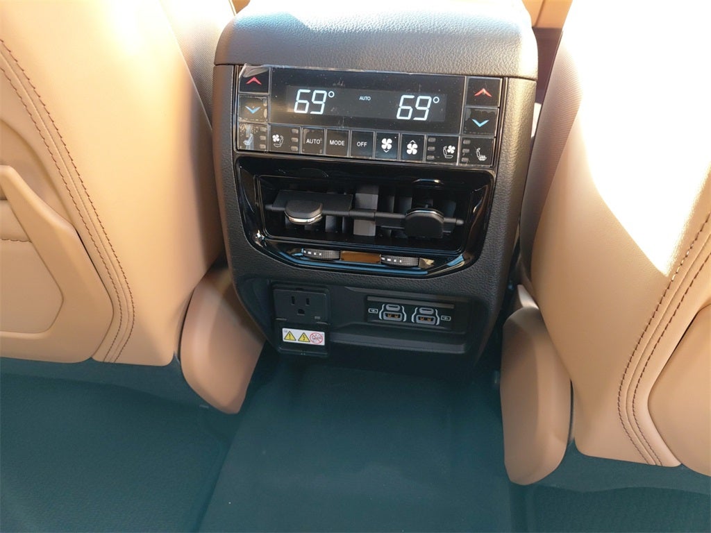 2025 Jeep Grand Cherokee L Summit