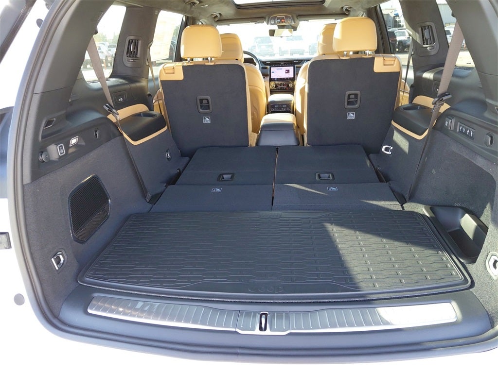 2025 Jeep Grand Cherokee L Summit