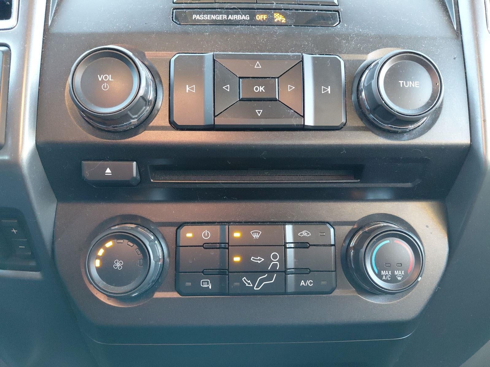 2017 Ford Super Duty F-350 XLT