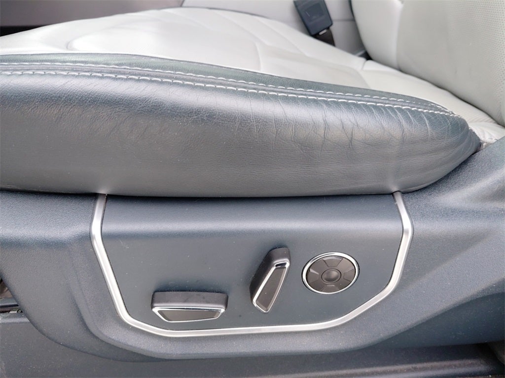 2022 Ford F-350SD Limited