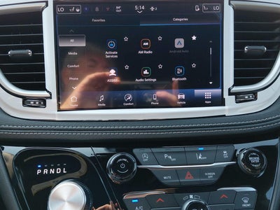 2027 Chrysler Pacifica Select