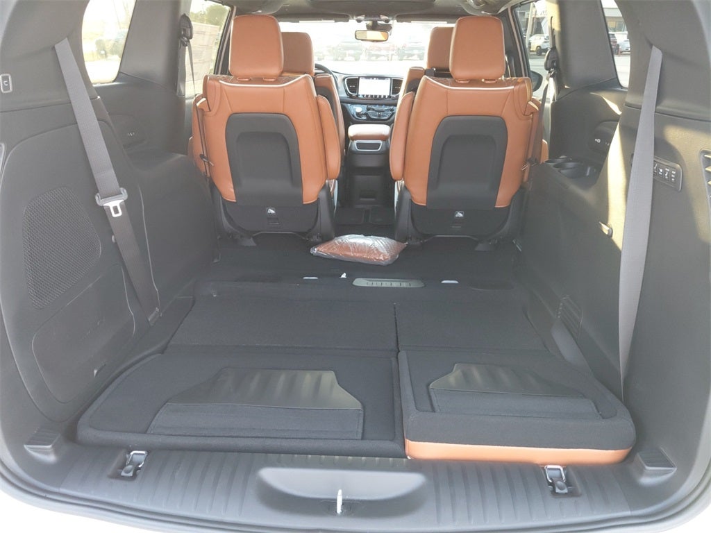 2026 Chrysler Pacifica Pinnacle