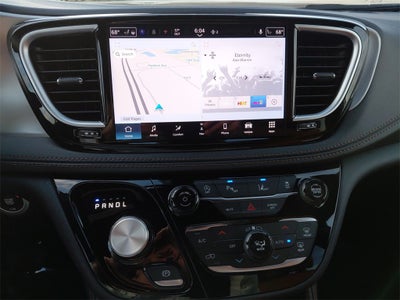 2026 Chrysler Pacifica Pinnacle