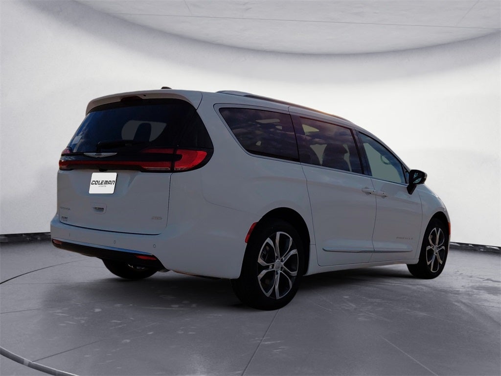2026 Chrysler Pacifica Pinnacle