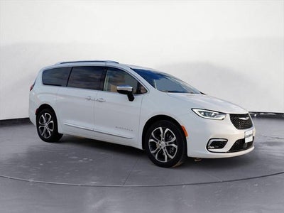2026 Chrysler Pacifica Pinnacle