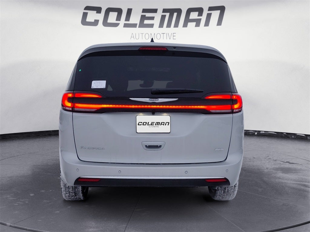 2026 Chrysler Pacifica Pinnacle