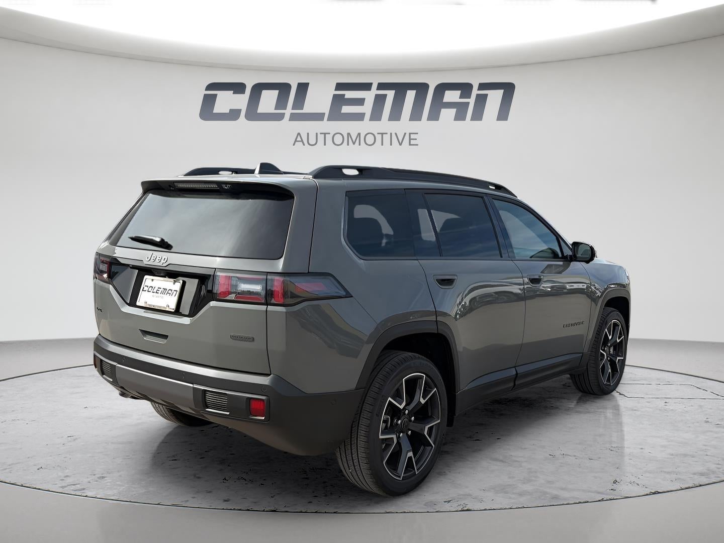 2026 Jeep Cherokee Overland