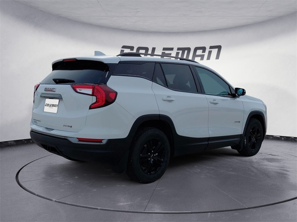 2024 GMC Terrain AT4