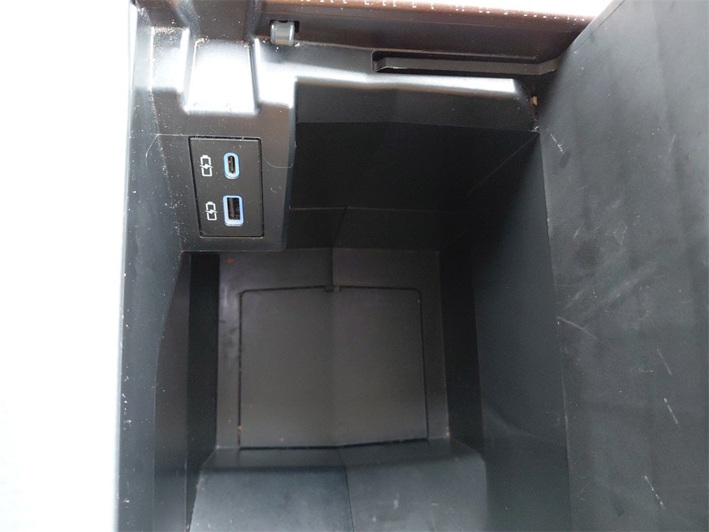 2024 Toyota Sienna LE 8 Passenger