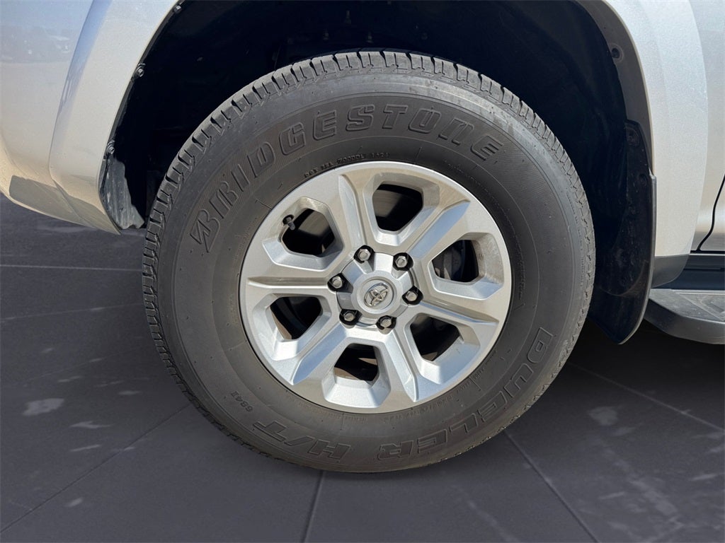 2024 Toyota 4Runner SR5